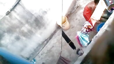 অশ্লীল অনলাইন কোন নিবন্ধন করে প্রতিবেশী