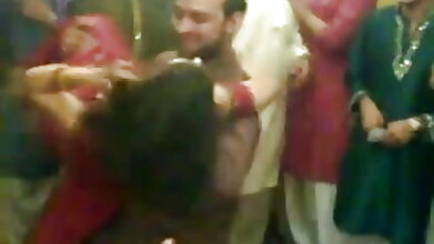 অশ্লীল অনলাইন কোন নিবন্ধন মেয়ে প্রাইভেট কার,
