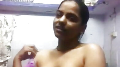 অশ্লীল অনলাইন কোন নিবন্ধন সেলফি